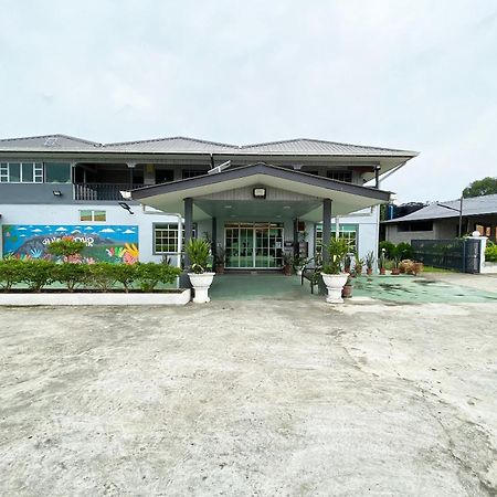 Oyo Home 90230 Dh Residence Kota Belud Eksteriør billede