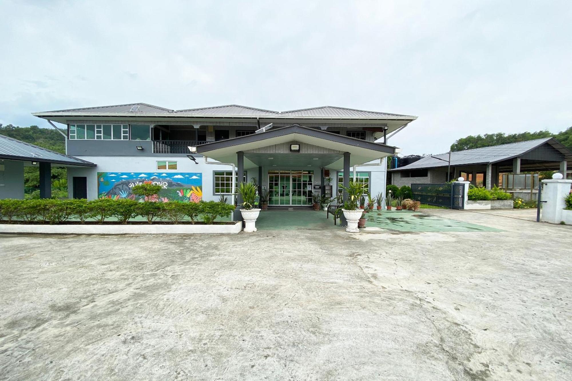 Oyo Home 90230 Dh Residence Kota Belud Eksteriør billede